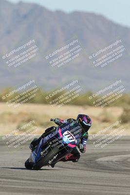 media/Oct-04-2025-CVMA (Sat) [[408bcdd6e4]]/Race 14-500-400-350 Supersport/